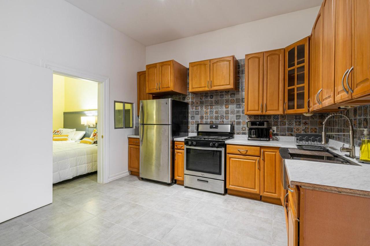 2 Br/ 1 Ba Home, Sleeps 10, 1 Min Walk To Rosarito Beach Екстериор снимка