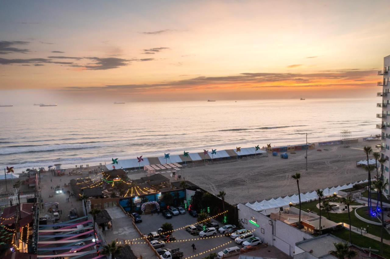 2 Br/ 1 Ba Home, Sleeps 10, 1 Min Walk To Rosarito Beach Екстериор снимка